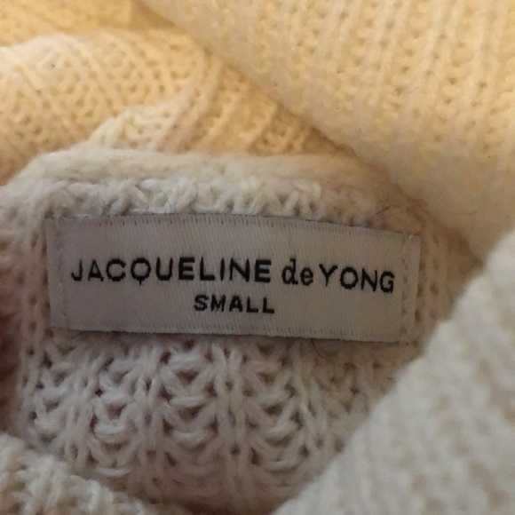 2 turtleneck long sleeves bundle 🤍🧡 - Picture 3 of 9